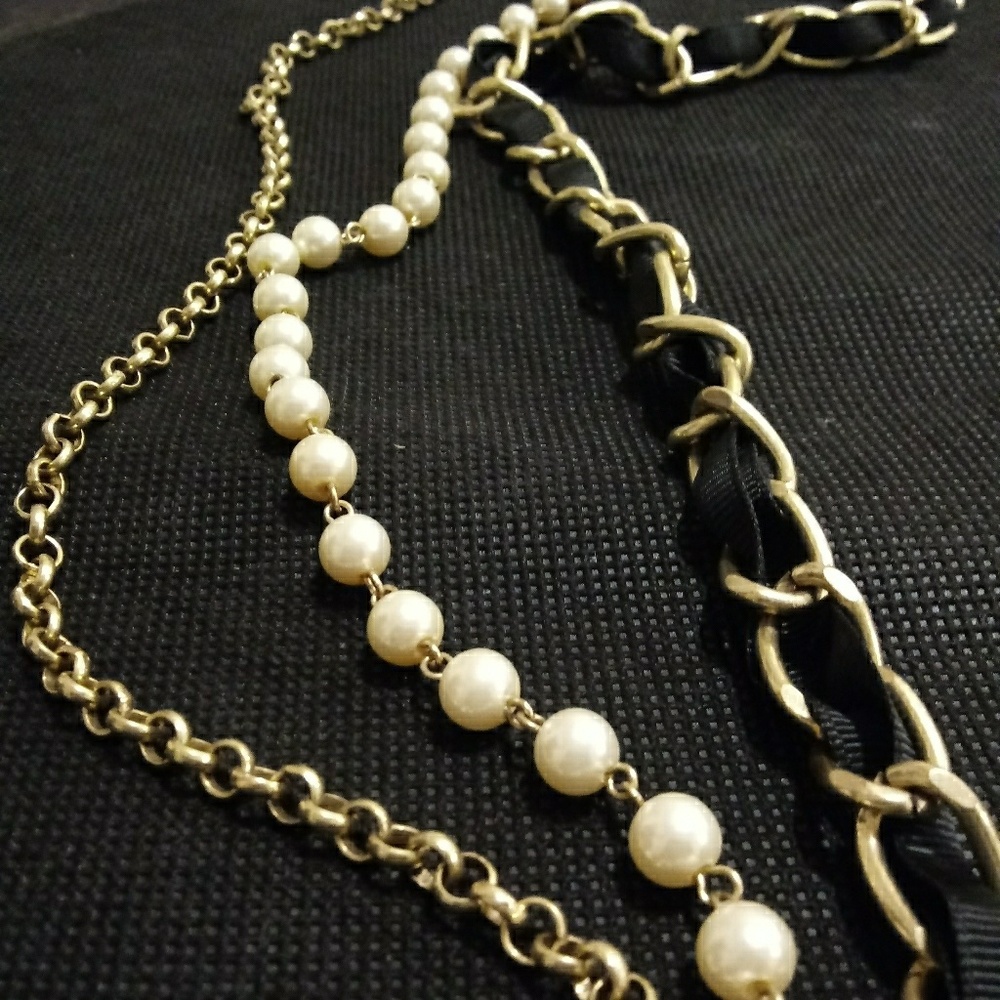 Blk &Gld RHINESTONES PEARL LAYERED NECKLACES